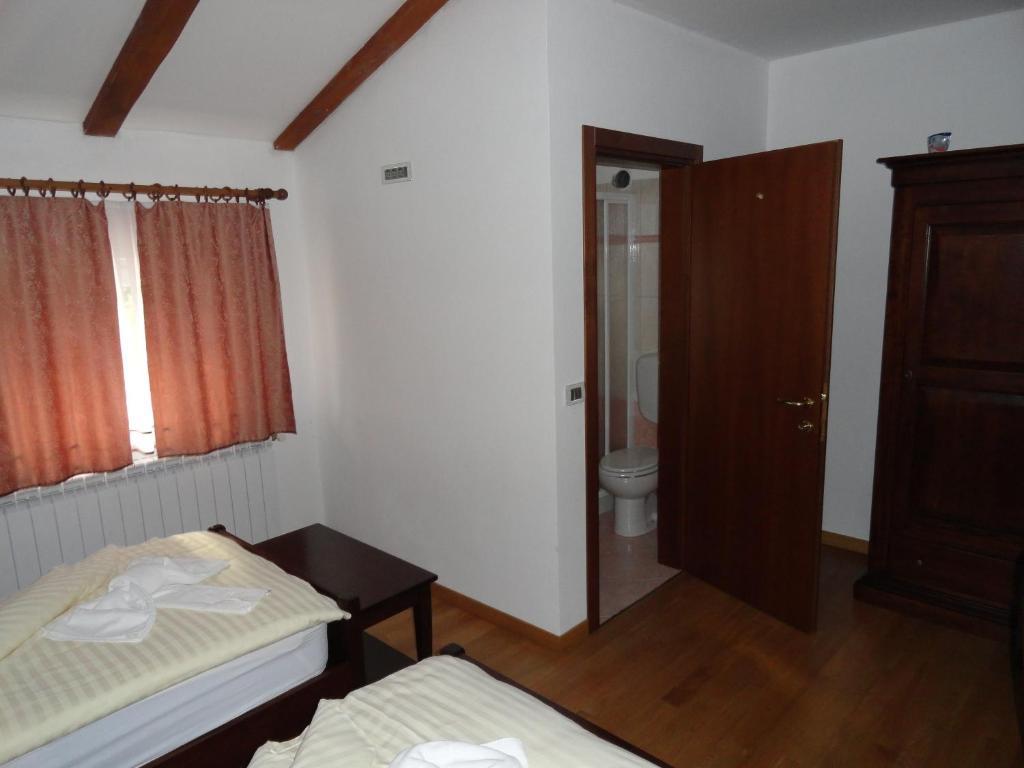 Guest House Pod Slavnikom Podgorje  Ruang foto